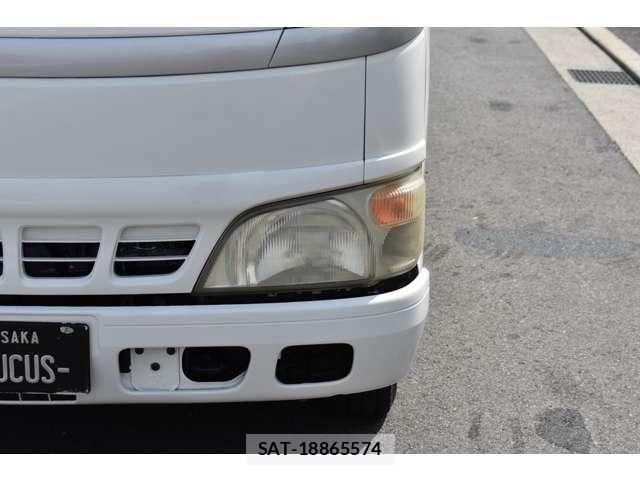 Toyota TOYOACE 2005-12 6817651-16