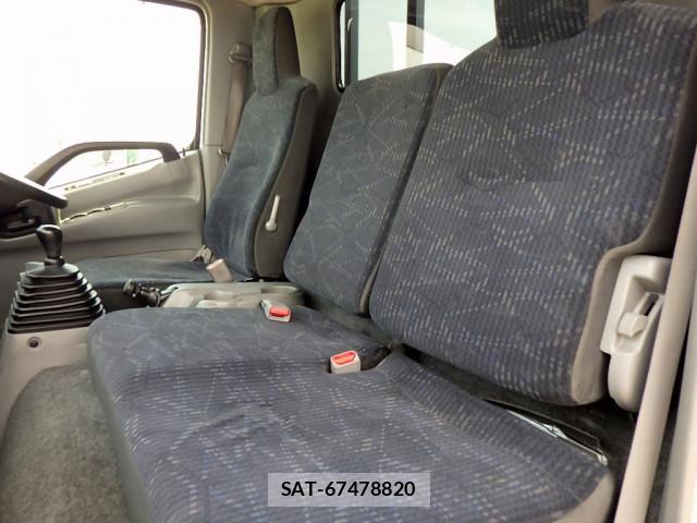 Toyota TOYOACE 2020-02 6914570-9