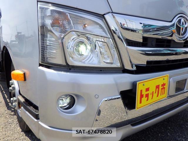 Toyota TOYOACE 2020-02 6914570-2