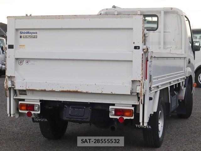 Toyota TOYOACE 2013-04 6914569-1