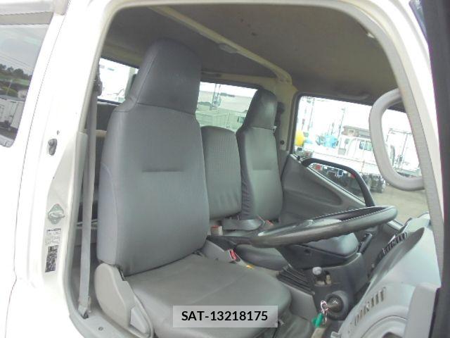 Toyota TOYOACE 2016-03 6998829-9