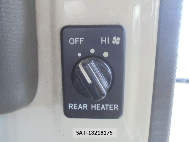 Toyota TOYOACE 2016-03 6998829-14