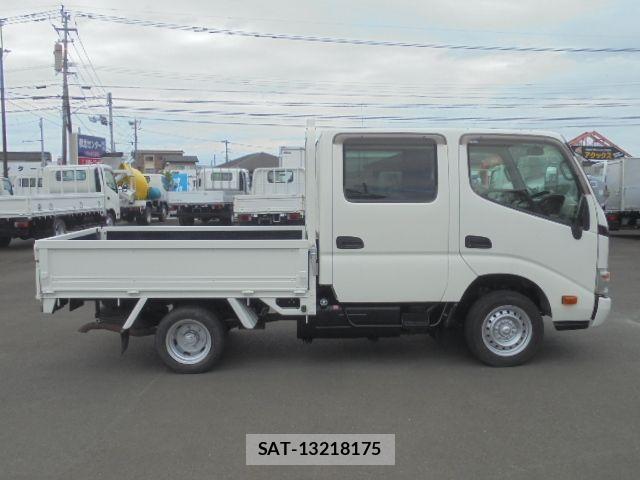 Toyota TOYOACE 2016-03 6998829-8