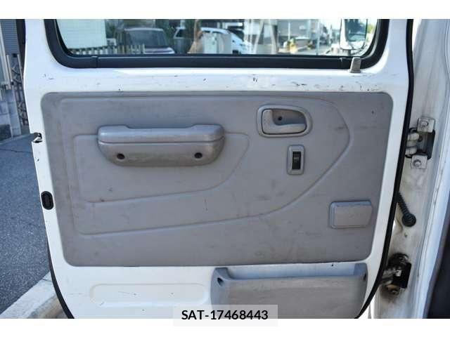 Toyota TOYOACE 2013-02 6998831-14