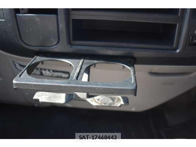 Toyota TOYOACE 2013-02 6998831-23