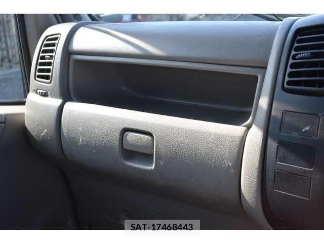 Toyota TOYOACE 2013-02 6998831-24