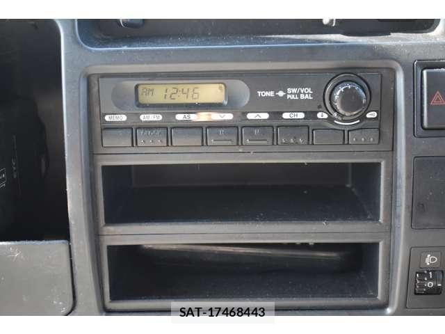 Toyota TOYOACE 2013-02 6998831-4