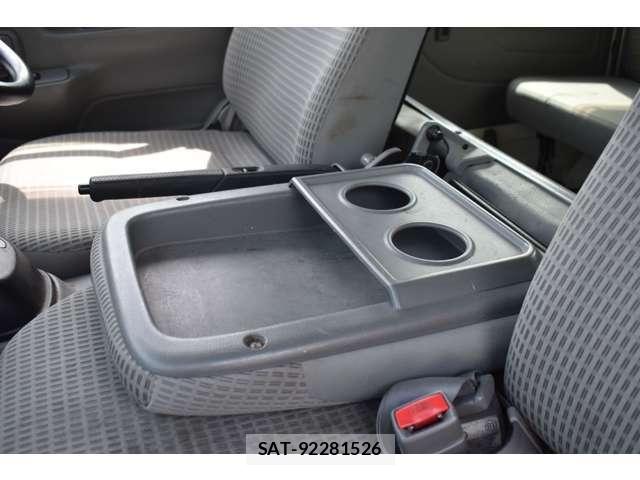Toyota TOYOACE 2017-10 7061087-13