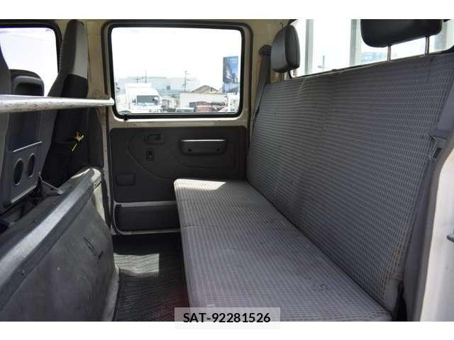 Toyota TOYOACE 2017-10 7061087-15