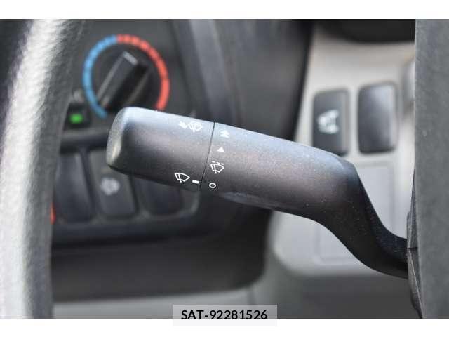 Toyota TOYOACE 2017-10 7061087-17
