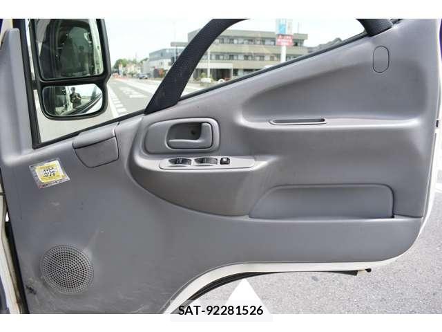 Toyota TOYOACE 2017-10 7061087-7