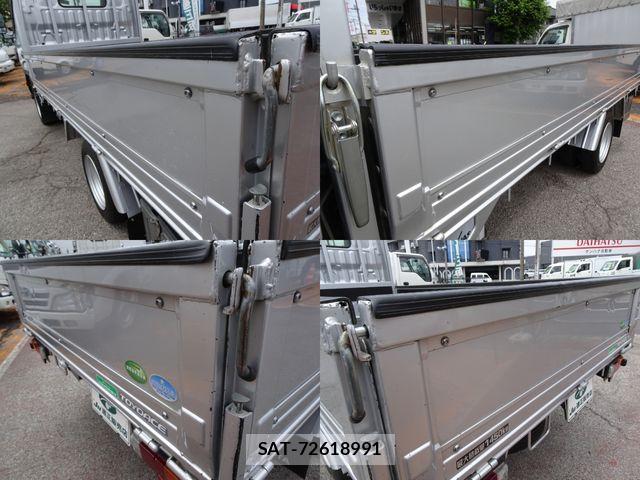Toyota TOYOACE 2018-01 7061086-4
