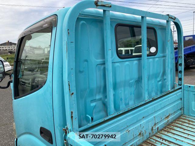 Toyota TOYOACE 2011-12 7226193-15