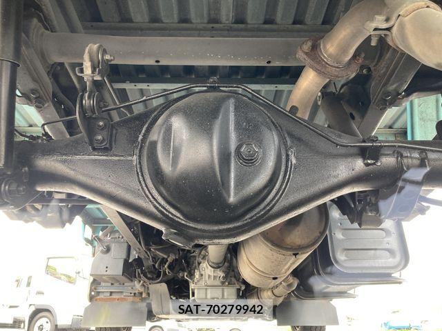 Toyota TOYOACE 2011-12 7226193-19