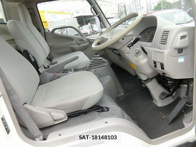 Toyota TOYOACE 2006-05 7226188-2