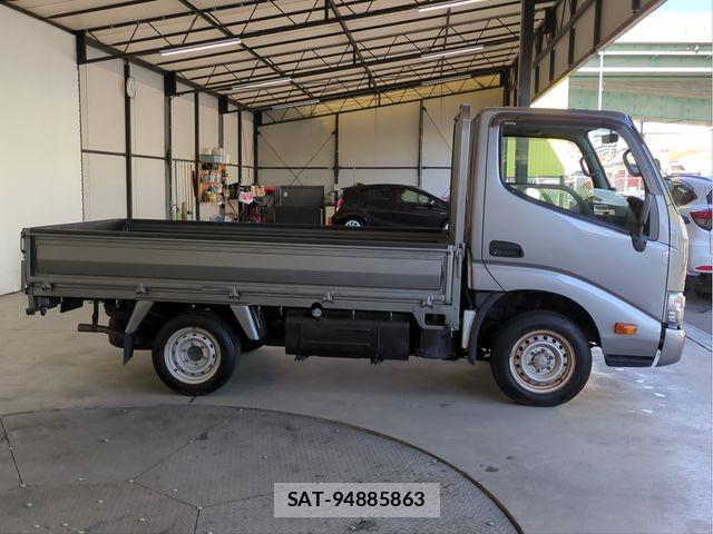 Toyota TOYOACE 2019-03 7252612-16