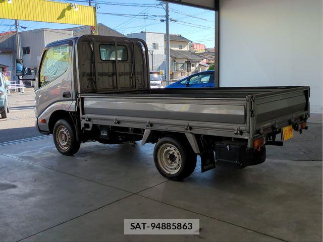 Toyota TOYOACE 2019-03 7252612-18
