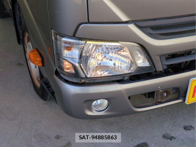 Toyota TOYOACE 2019-03 7252612-20