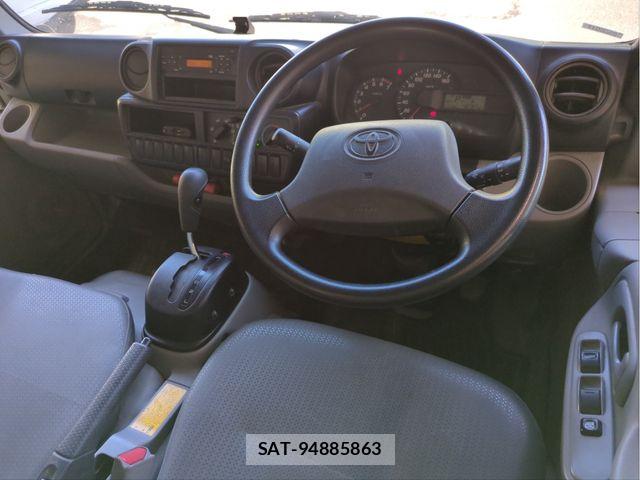 Toyota TOYOACE 2019-03 7252612-6