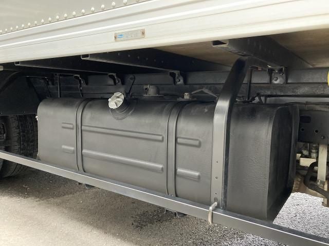 Toyota TOYOACE 2019-02 7306735-10