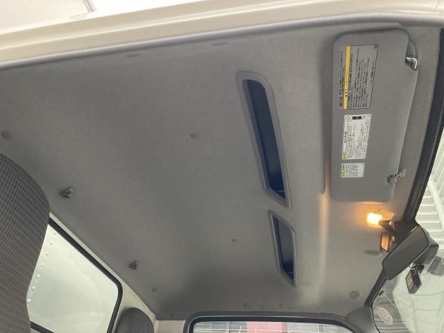 Toyota TOYOACE 2019-02 7306735-18