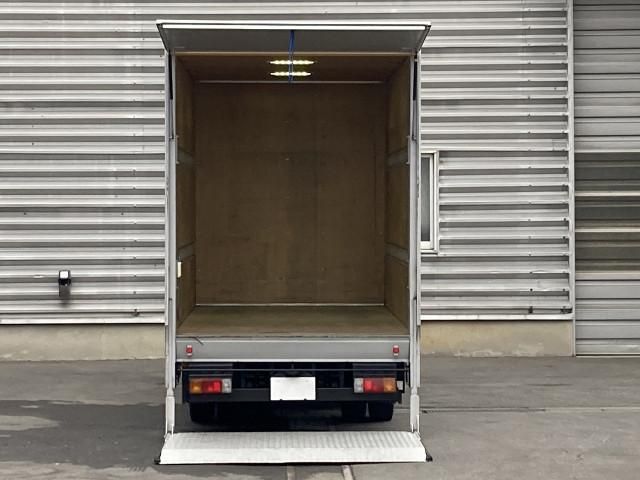 Toyota TOYOACE 2019-02 7306735-3