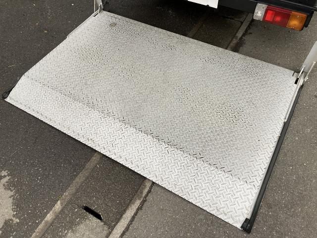 Toyota TOYOACE 2019-02 7306735-4