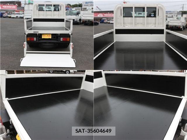 Toyota TOYOACE 2014-08 7330687-11