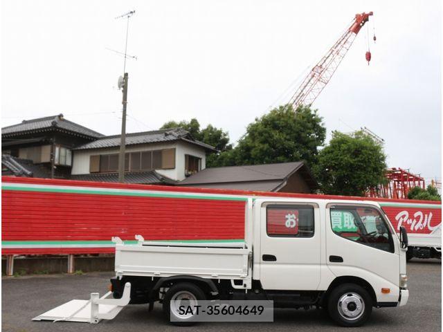 Toyota TOYOACE 2014-08 7330687-12