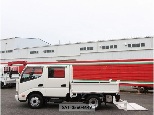 Toyota TOYOACE 2014-08 7330687-15