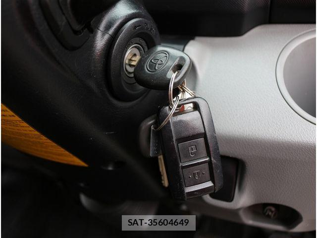 Toyota TOYOACE 2014-08 7330687-26