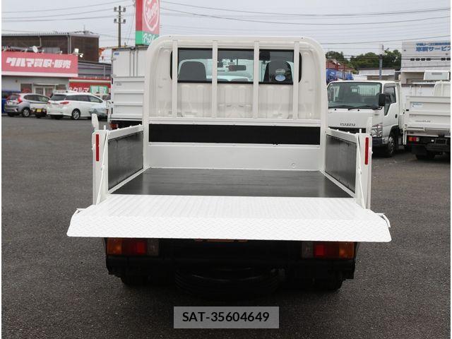 Toyota TOYOACE 2014-08 7330687-8