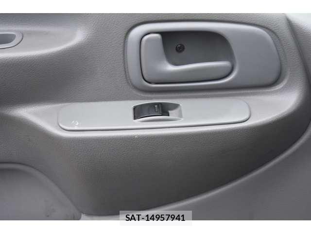Toyota TOYOACE 2019-09 7330689-10