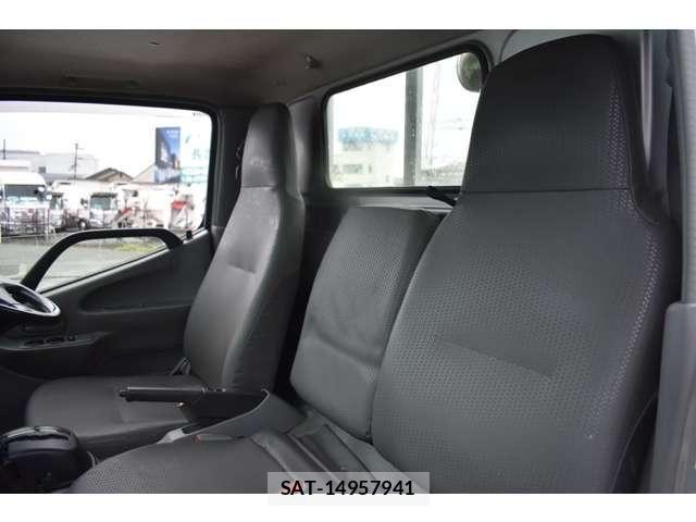 Toyota TOYOACE 2019-09 7330689-12