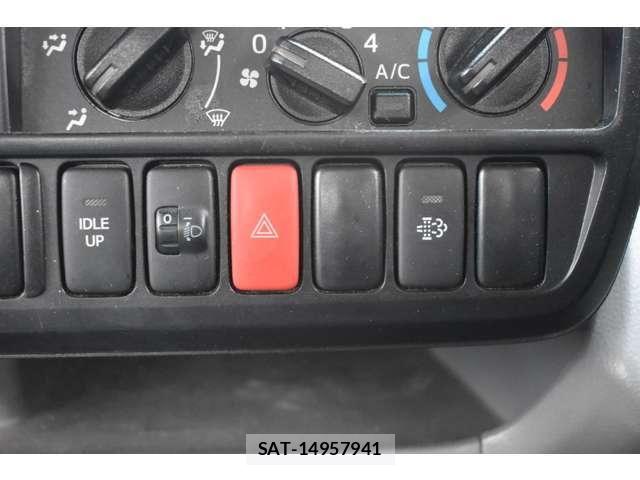 Toyota TOYOACE 2019-09 7330689-19