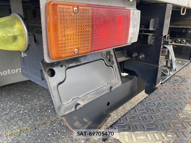 Toyota TOYOACE 2013-02 7360189-16