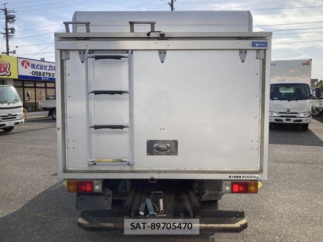 Toyota TOYOACE 2013-02 7360189-23