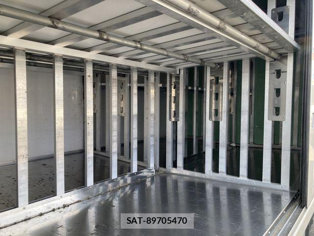 Toyota TOYOACE 2013-02 7360189-8