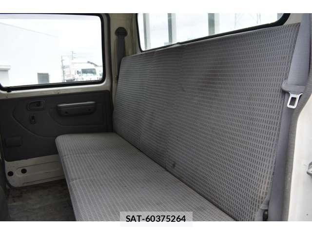 Toyota TOYOACE 2019-04 7360185-13
