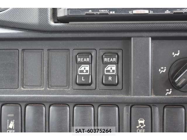 Toyota TOYOACE 2019-04 7360185-17