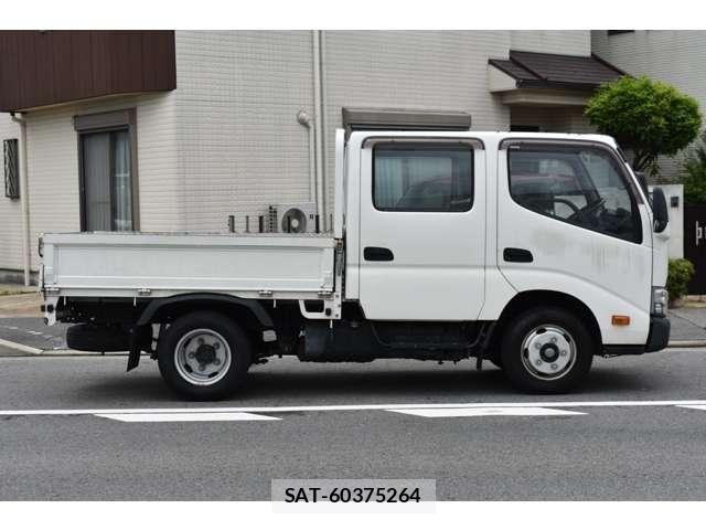 Toyota TOYOACE 2019-04 7360185-21