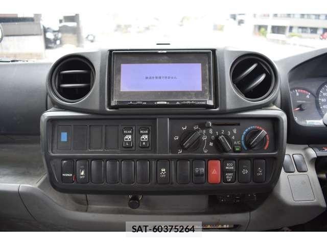 Toyota TOYOACE 2019-04 7360185-5
