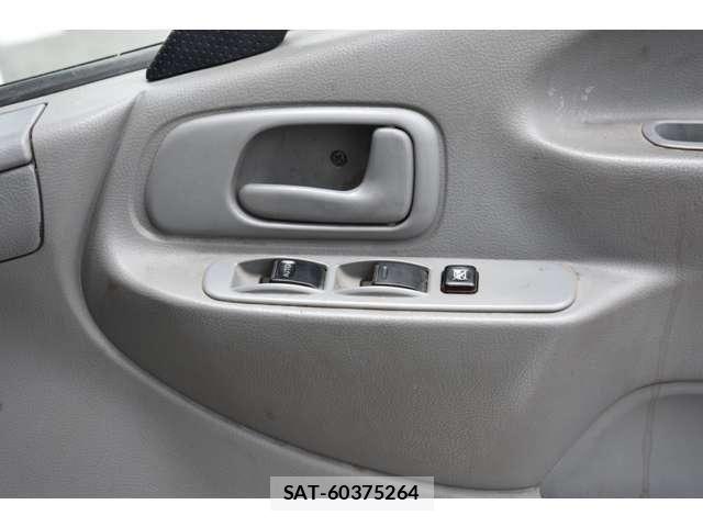 Toyota TOYOACE 2019-04 7360185-7