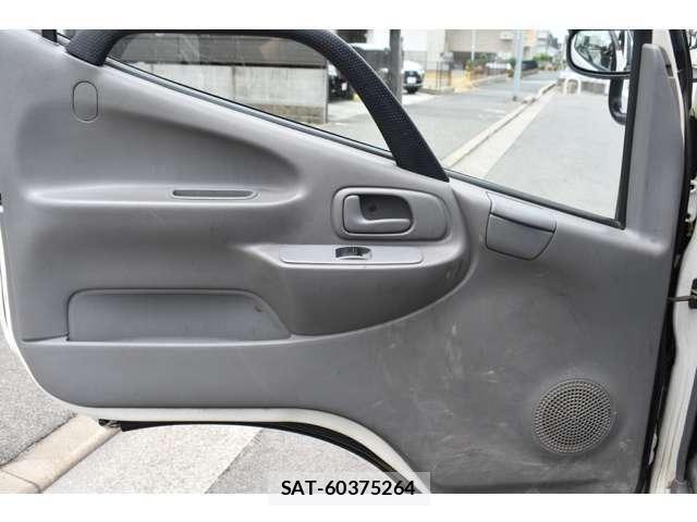 Toyota TOYOACE 2019-04 7360185-8