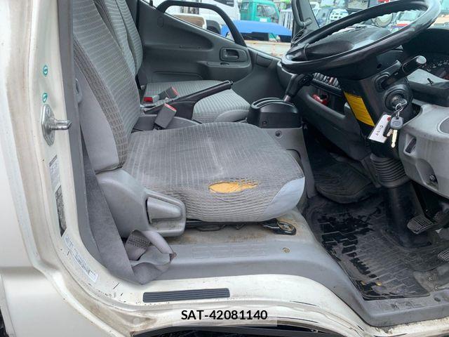 Toyota TOYOACE 2012-02 7360192-9