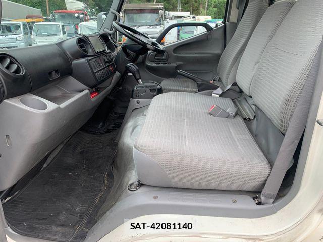 Toyota TOYOACE 2012-02 7360192-10