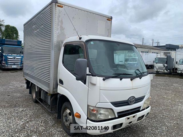 Toyota TOYOACE 2012-02 7360192-1