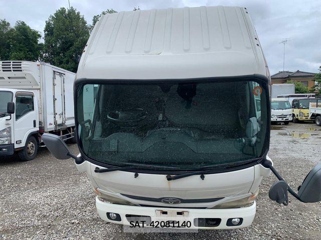 Toyota TOYOACE 2012-02 7360192-26