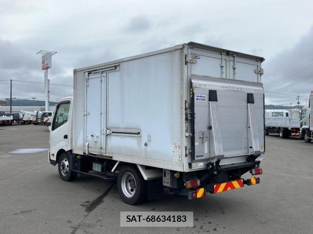 Toyota TOYOACE 2015-03 7360186-3