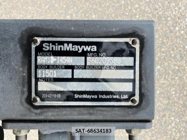 Toyota TOYOACE 2015-03 7360186-8